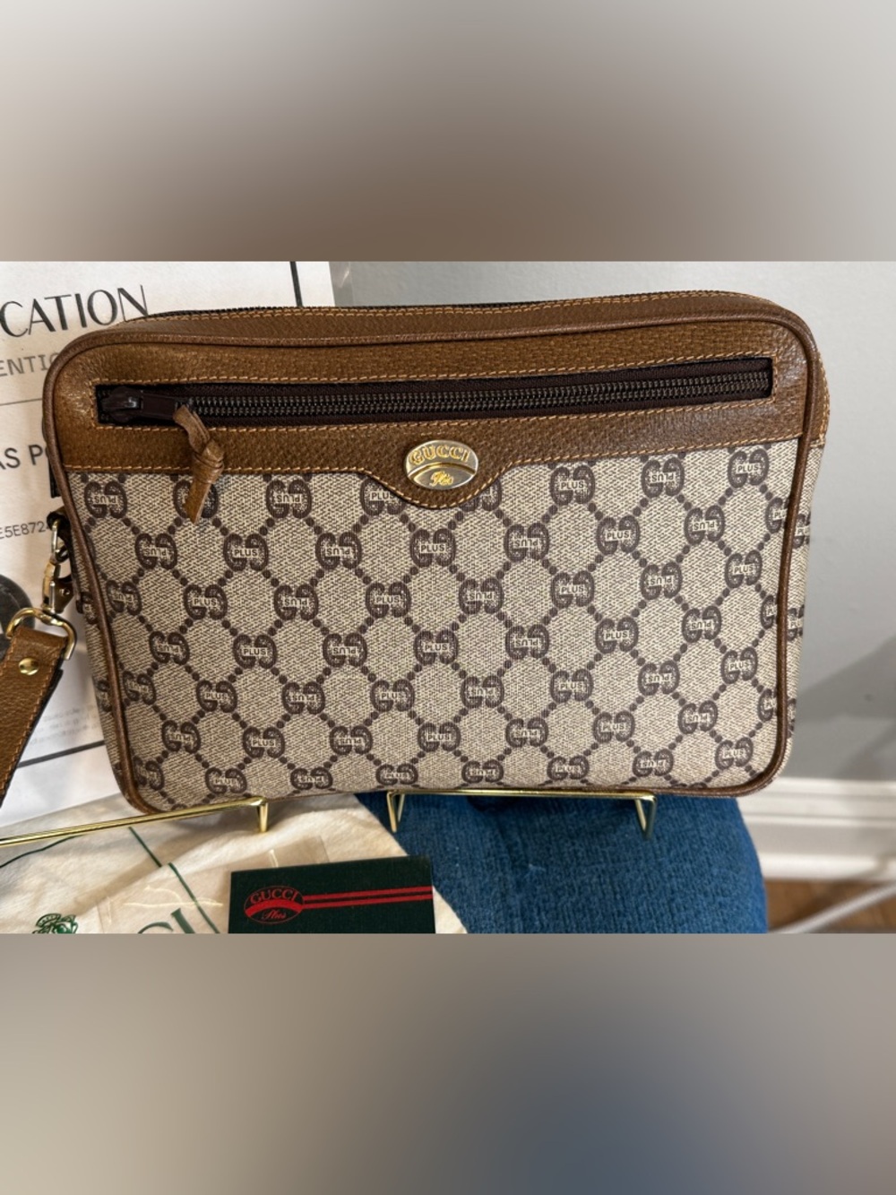 Vintage Gucci Brown GG Monogram Pochette with Charm and COA - Picture 4 of 17